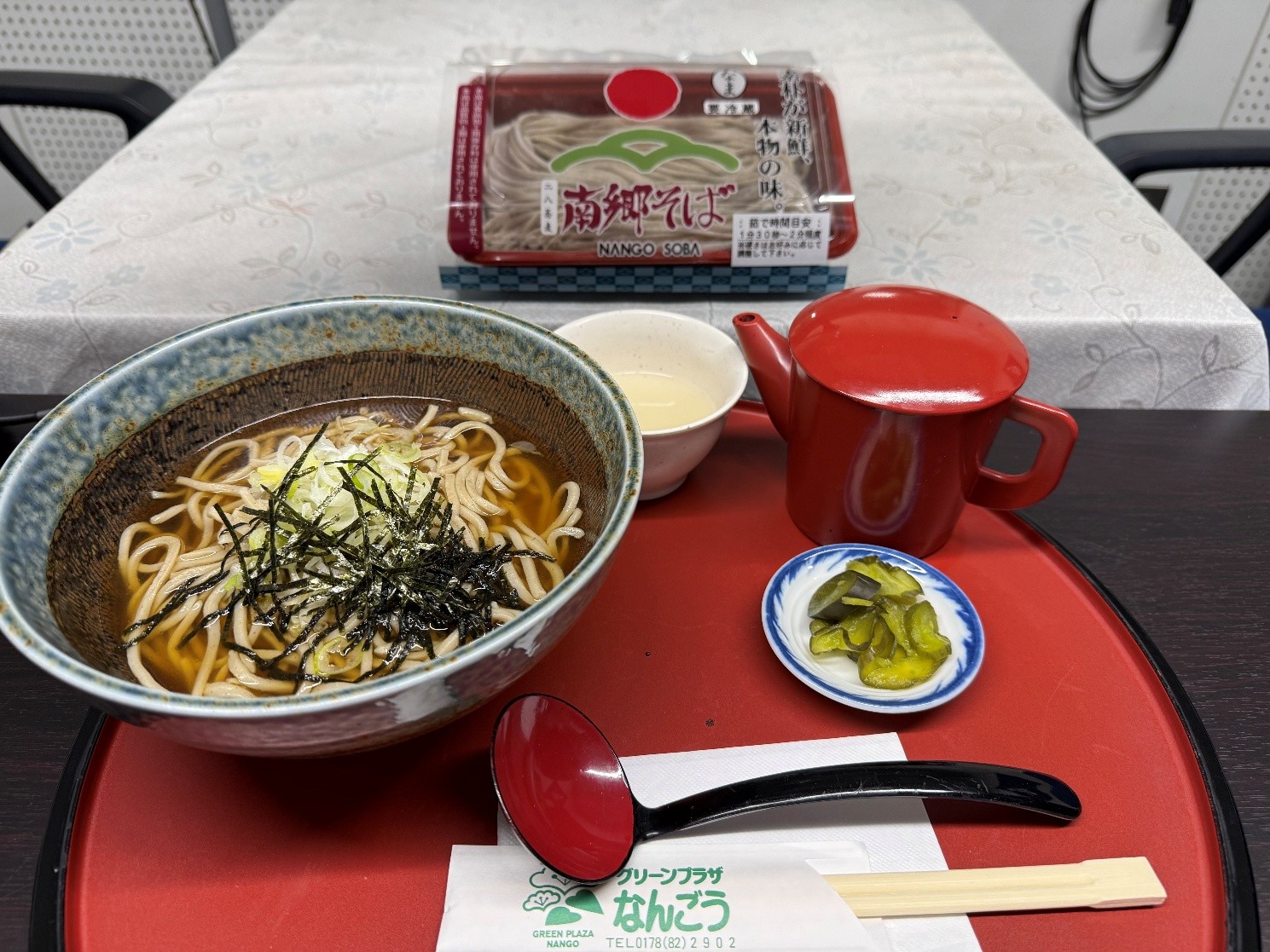 20251221soba_noodles＿inbroth